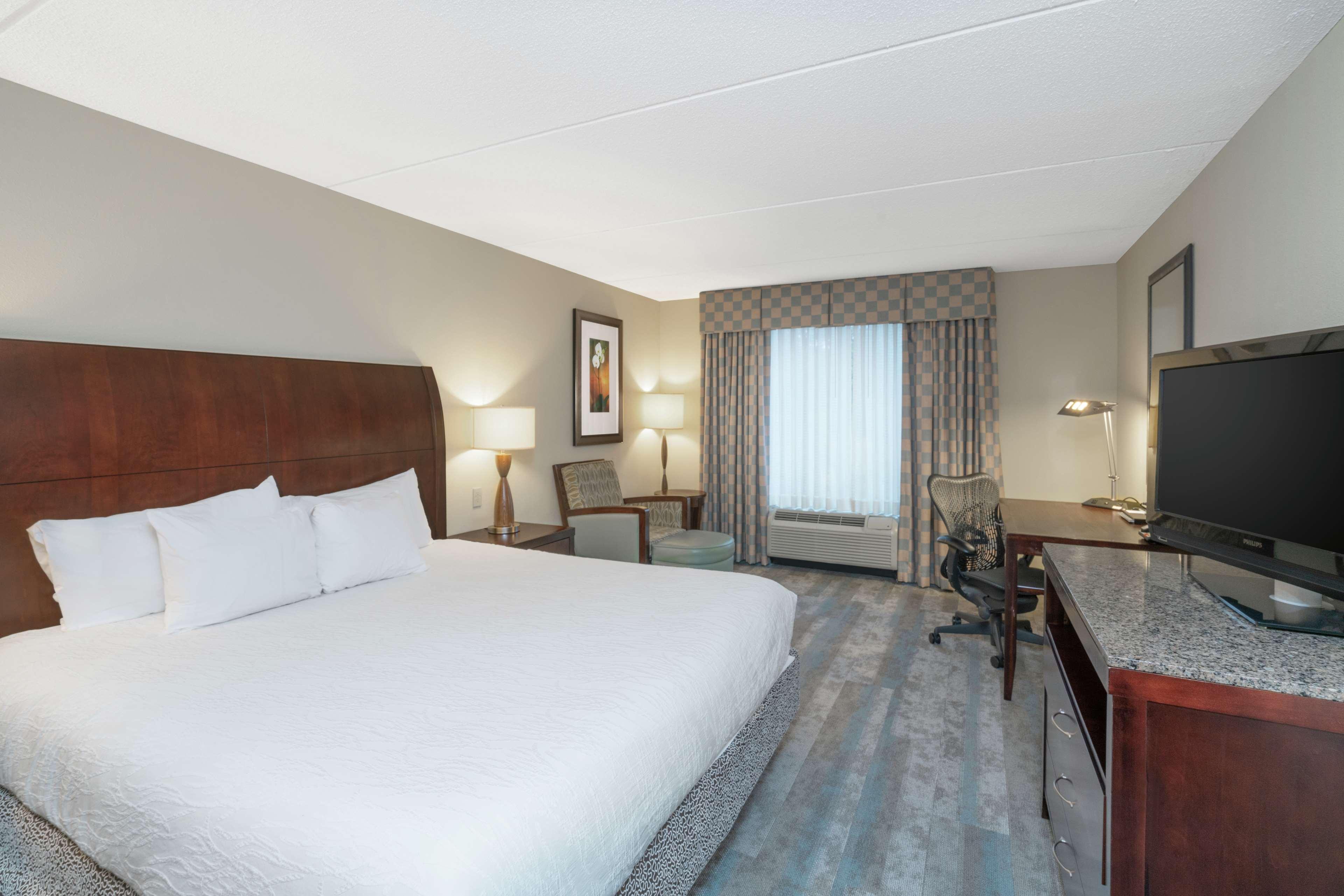 Hilton Garden Inn Richmond Airport Сендстон Екстер'єр фото
