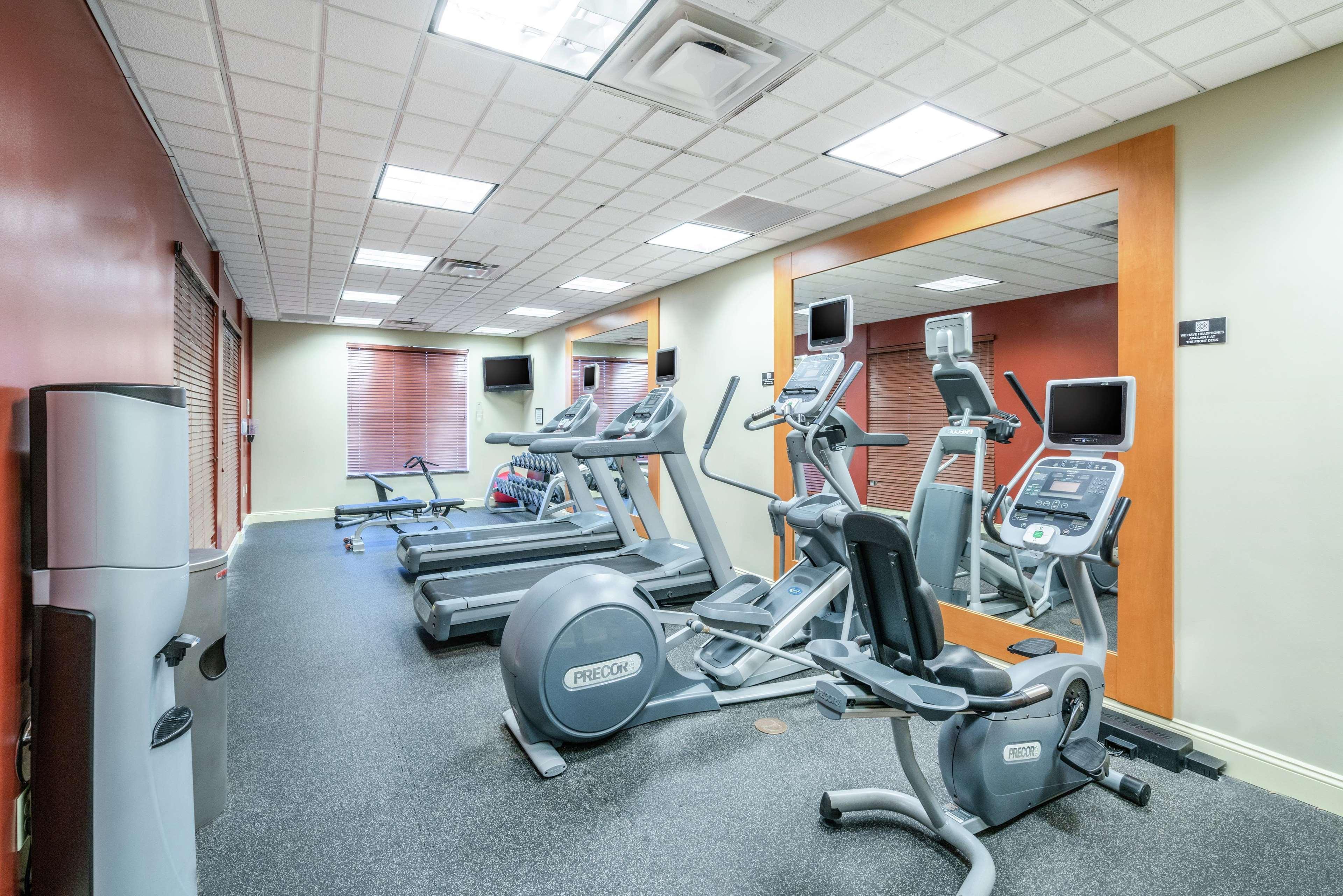 Hilton Garden Inn Richmond Airport Сендстон Екстер'єр фото